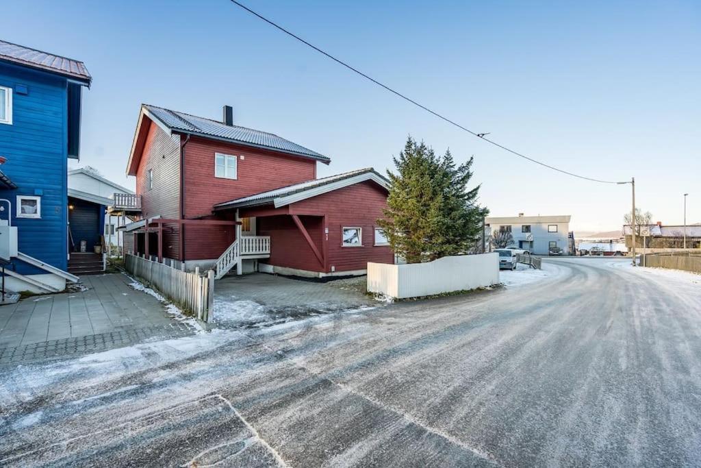 Cozy House In The Heart Of Tromsdalen. Central Тромсе Екстер'єр фото